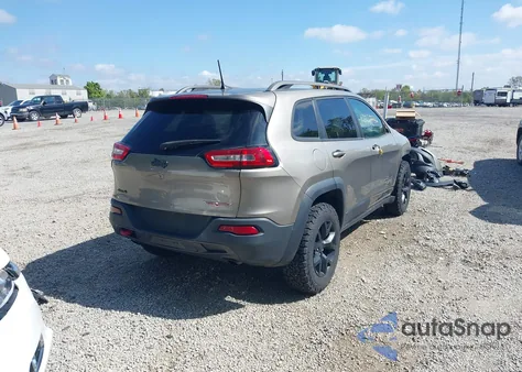 2016 Jeep Cherokee Trailhawk from USA, damaged, VIN 1C4PJMBS5GW323145